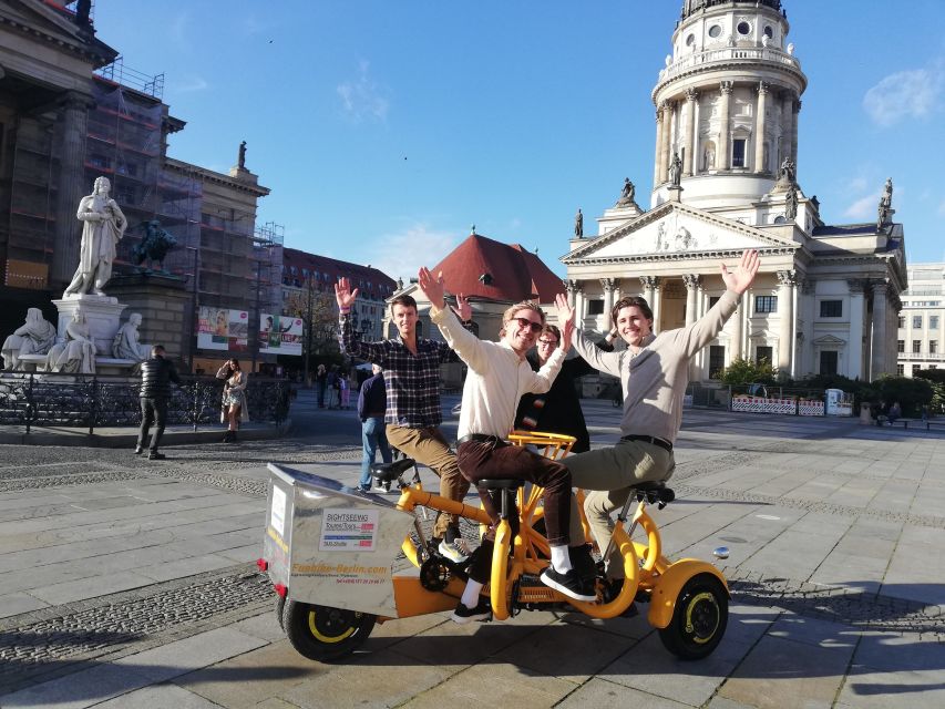 Berlin: Guided Sightseeing Tour With Conference Bikes - Tour Experience