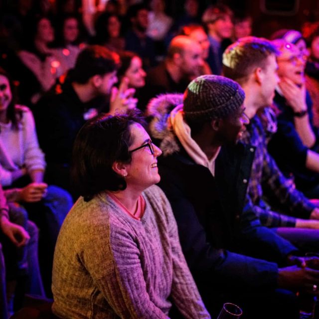 Berlin: Laughing Spree Comedy Show on a Boat - Experience Highlights