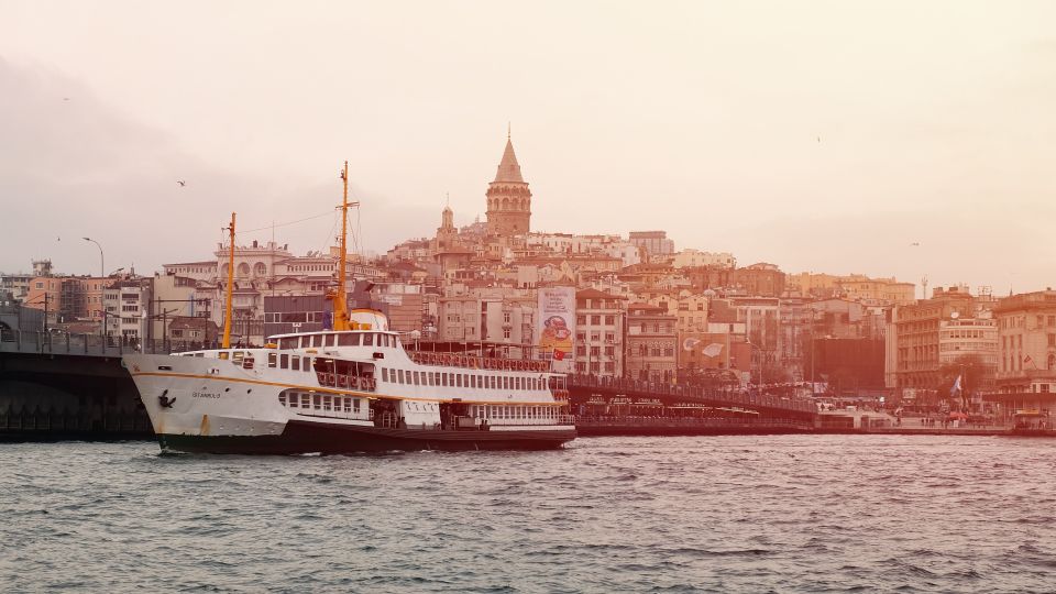 Bosphorus Tour With Lunch - Highlights of the Experience