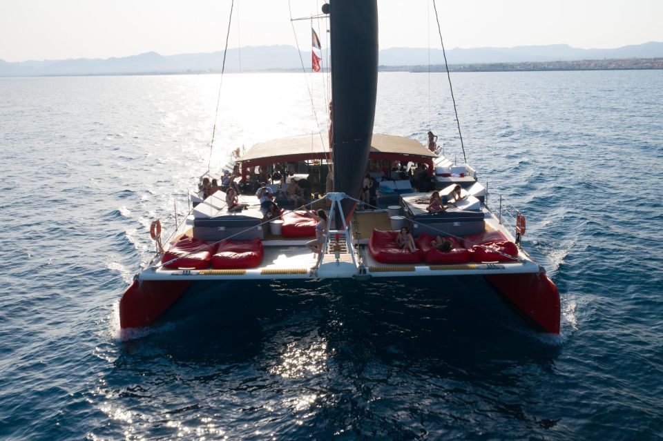 Cambrils: Private Catamaran Luxury 3h Drinks,Snacks Pickup - Experience Highlights