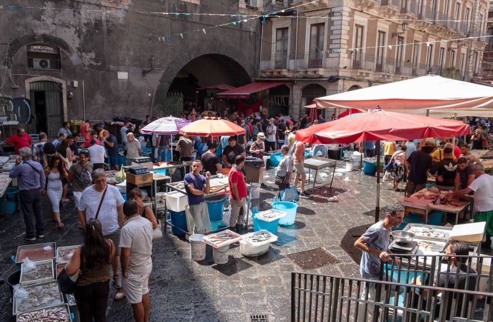 Catania: City Highlights Tour With Guide - Must-See Attractions