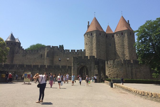 Cité De Carcassonne Guided Walking Tour. Private Tour. - Meeting and Start Times