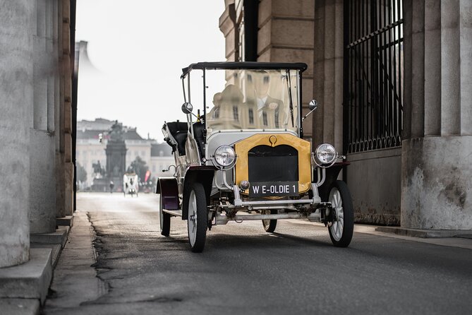 City Sightseeing Tour in an Electro Vintage Car (Up to 5 People) - Unique Features