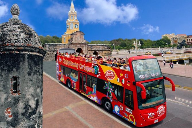 City Tour Hop On Hop Off Cartagena - 2-story Tourist Bus - Accessibility Features