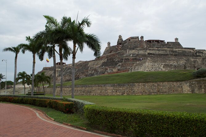 City Tour in Chiva Through the City of Cartagena - Recommendations for Tourists