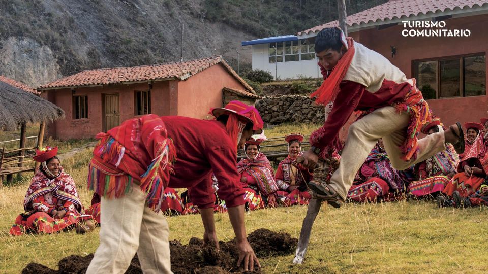 From Cusco: Experiential Tourism in Huilloc - Sacred Valley - Cultural Engagement Activities