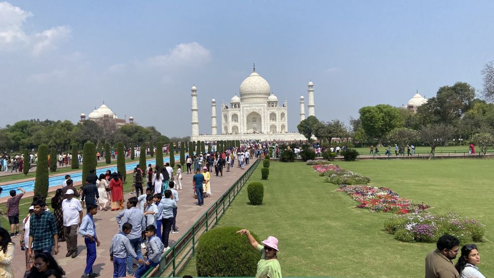 From Delhi: Agra Day Tour by Gatimaan Train With Taj Mahal - Taj Mahal Experience