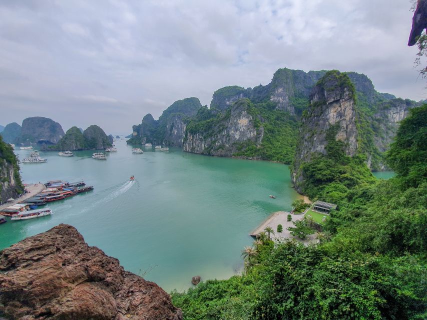 From Hanoi: Full-Day Visit to Halong Bay - Traveling to Halong Bay