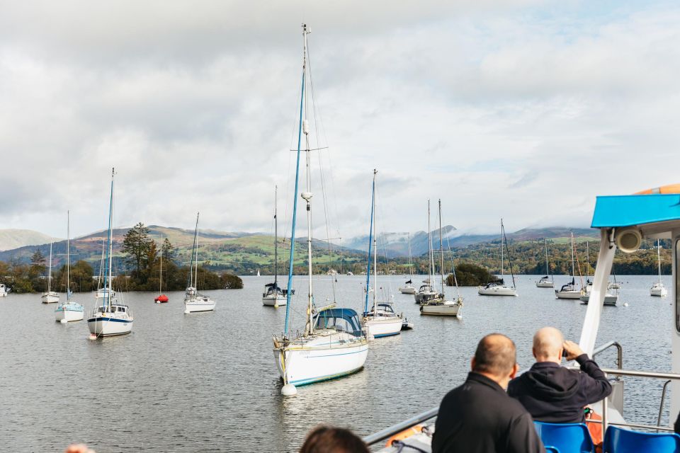 From Manchester: Lake District Bus Tour & Windermere Cruise - Scenic Lake Windermere Cruise