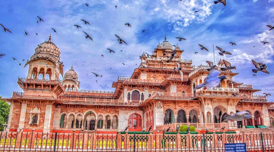 From New Delhi: Jaipur Tour by Fast Train or by Private Car - Private Car Experience