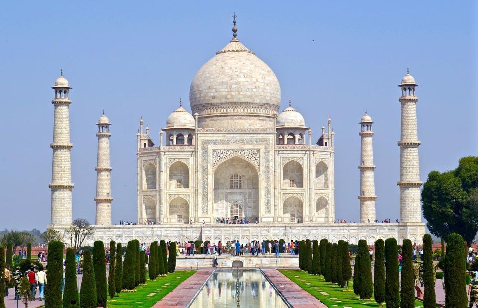 From Pune:Taj Mahal Day Trip to From Pune With Return Flight - Dining Options