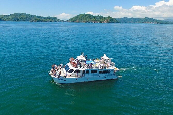 Full Day Tour to Tortuga Island From San José - Activities on Tortuga Island