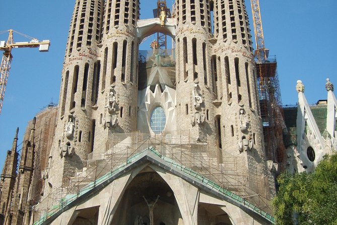 Gaudi Private Tour With Sagrada Familia & Park Guell in Barcelona - Pricing and Payment Options