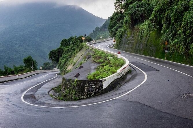 Hai Van Pass-Lang Co Eco Tour by Boat With Oyster Tasting - Pickup and Accessibility