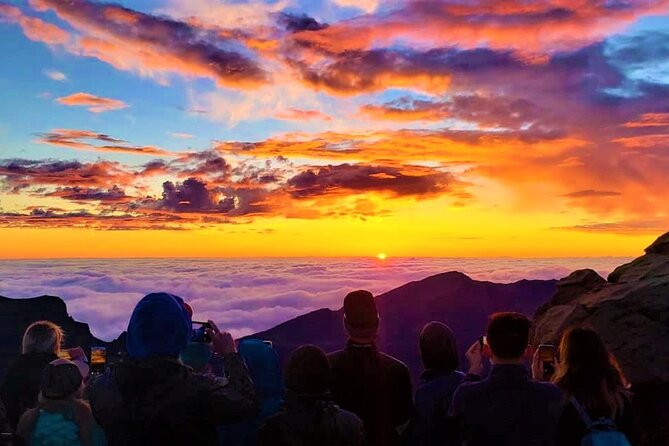 Haleakala Classic Vehicle Sunrise Tour With Breakfast - Meeting and Pickup Information