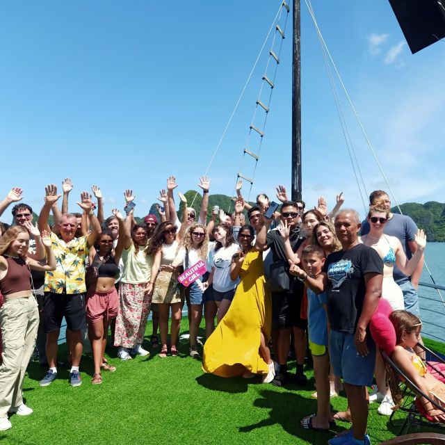 Hanoi: Roundtrip Halong Bay Islands, Caves, Kayaking & Lunch - Inclusions and Exclusions