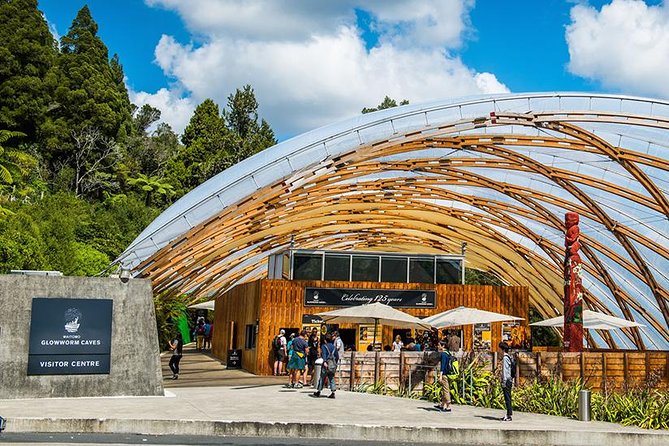 Hobbiton & Waitomo Small Group Tour - EX Auckland - Customer Experiences