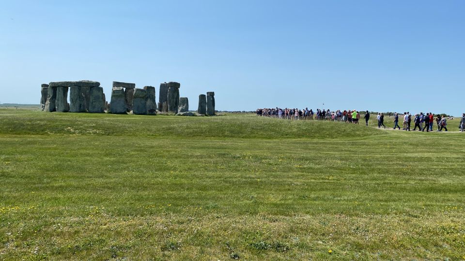 Individual Trip to Stonehenge and Salisbury Cathedral - Itinerary Details