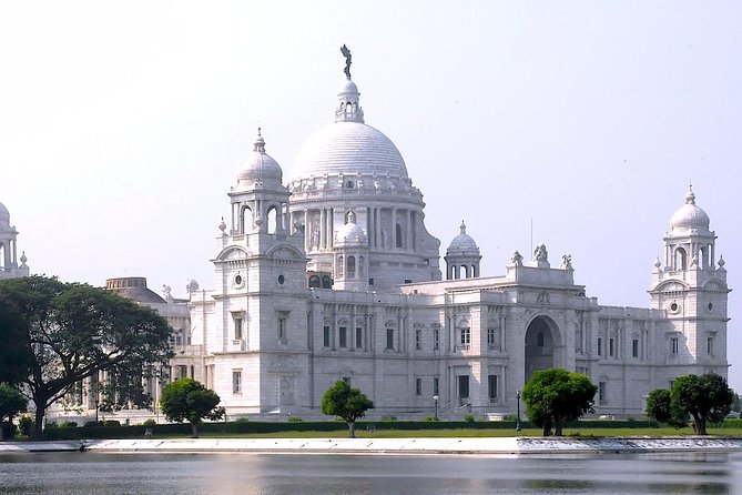 Kolkata Tour in Private Car With Guide & Lunch for Immersive Cultural Experience - Inclusions and Amenities