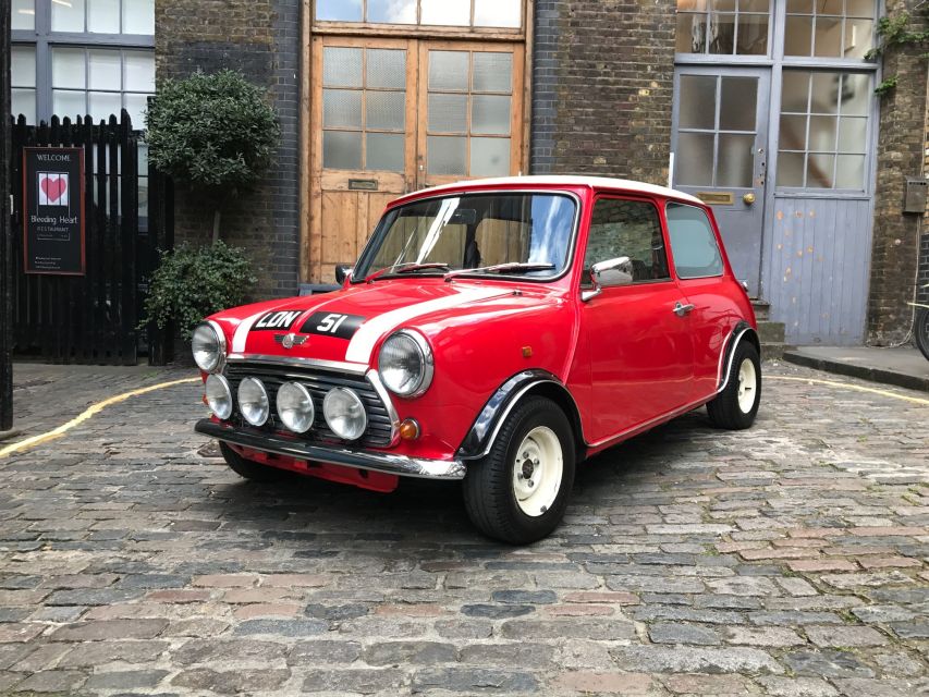 London: Private Panoramic 2-Hour Tour in a Classic Car - Tour Logistics