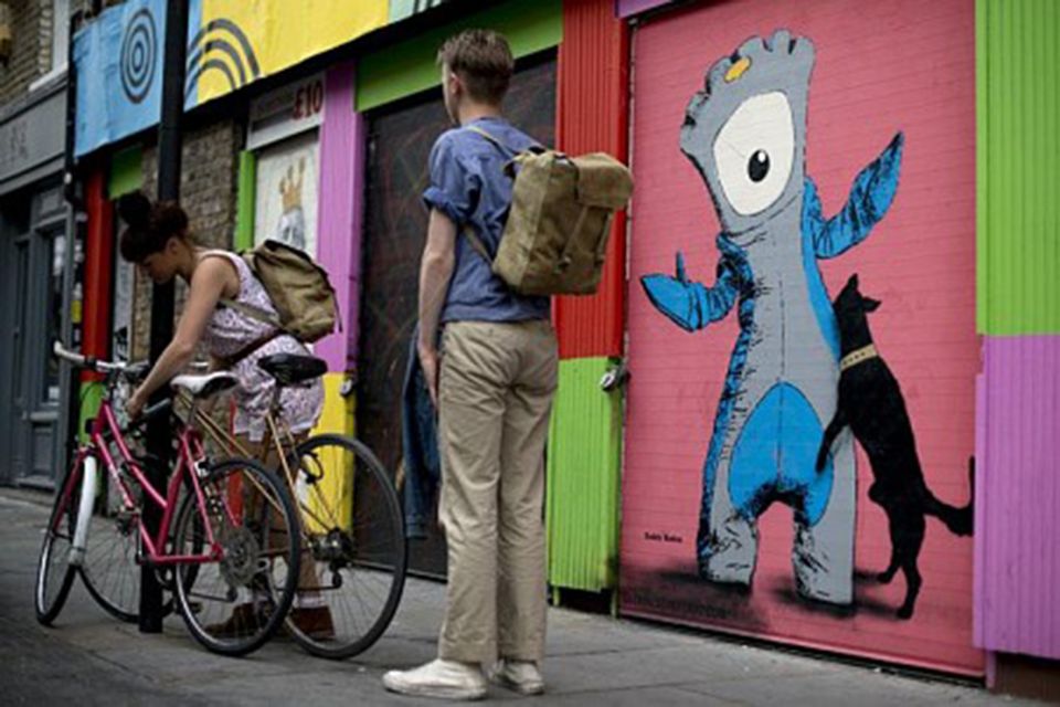 London Street Art and The East End Guided Walking Tour - Exploring East End Culture