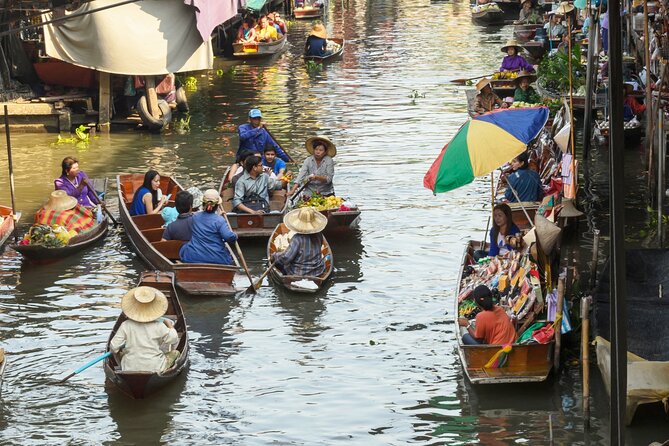 Maeklong Railway and Floating Markets With Great Pagoda Temple - What to Expect