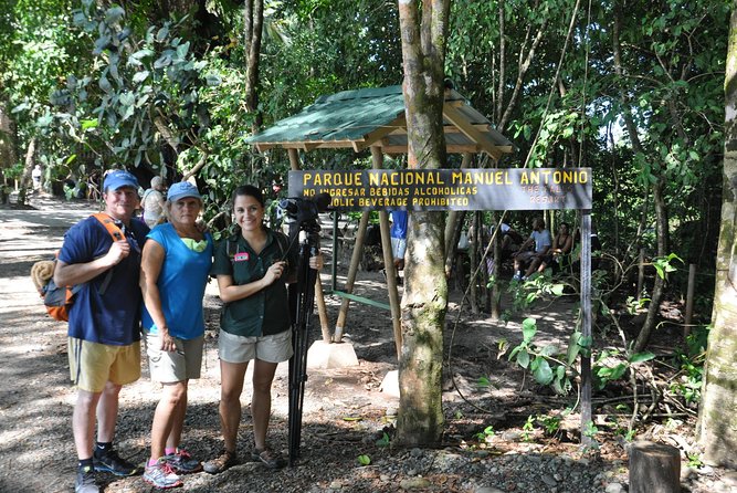 Manuel Antonio National Park Hiking Tour From Jacó - Wildlife Encounters and Learning