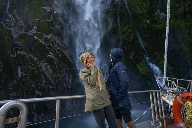 Milford Sound Cruise - RealNZ - Wildlife Encounters During the Cruise