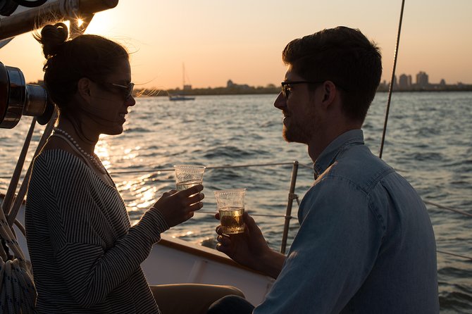 New York Sunset Schooner Cruise on the Hudson River - Included Amenities