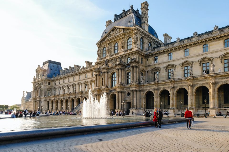 Paris: Louvre Museum Skip-the-Line Entry and Private Tour - Tour Highlights and Masterpieces