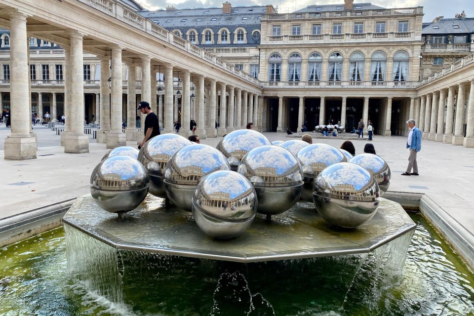 Paris Private Full Day 7 Iconic Sights City Tour by Mercedes - Walking Tour of Montmartre