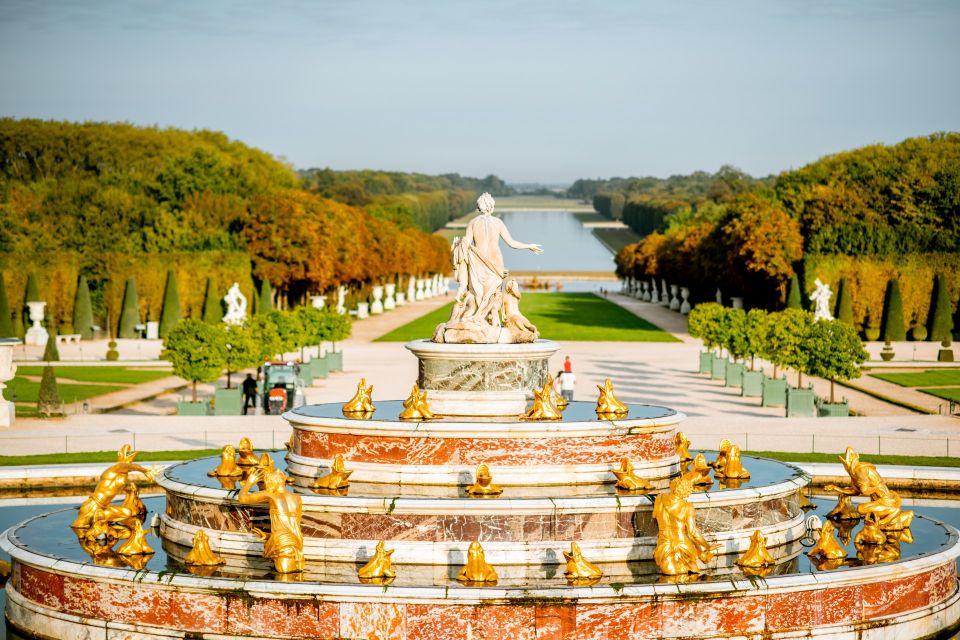 Paris to Palace of Versailles Fast Track Tour With Transport - Guided Tour Services