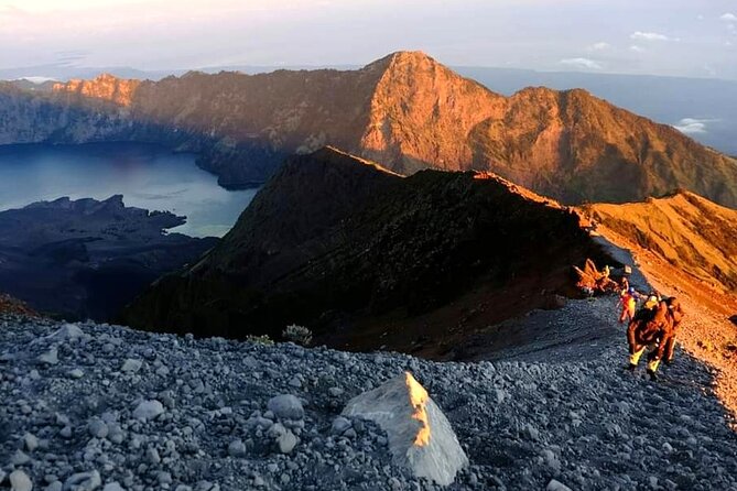 Popular Rinjani Trekking Tour Service To Summit For 2 Days Via Sembalun Trail - Inclusions and Benefits