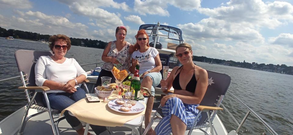 Potsdam: Private Harbor and Castle Sightseeing Cruise - Available Languages