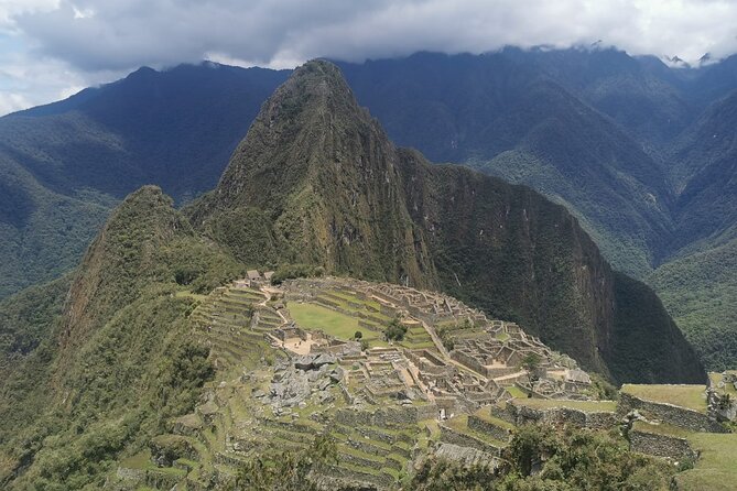 Private 2-Day Tour in Sacred Valley and Machu Picchu From Cusco - Accessibility and Requirements