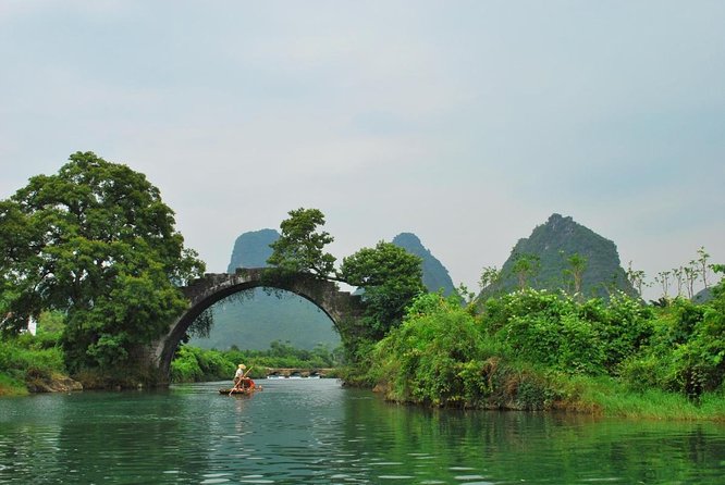 Private Day Tour of Yangshuo Xianggong Mountain and Yulong Bamboo Boat - Important Information