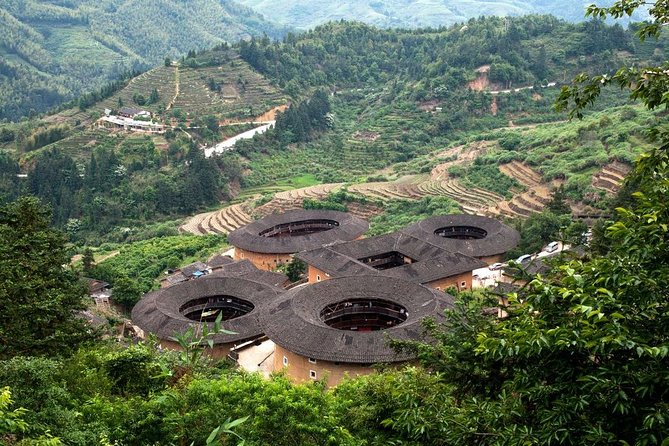 Private Day Tour to Tianluokeng Tulou From Xiamen Including Lunch - Accessibility Features