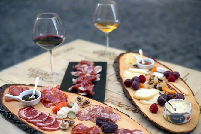 Private Lisbon Tour With Premium Portuguese Wine and Tapas Tasting - Meeting Point Details