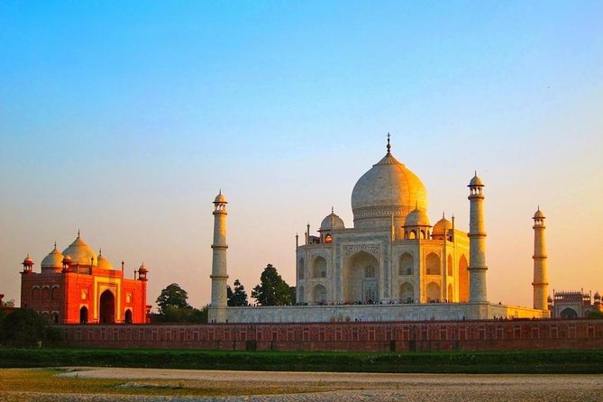 Private Sunrise Taj Mahal Day Trip From Delhi Includes,Guide,On Board Wifi - Inclusions of the Tour