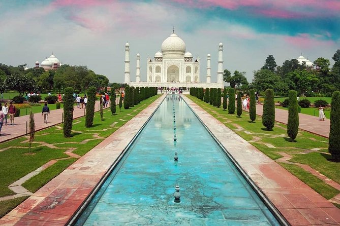 Private Taj Mahal Agra Overnight Tour From Delhi - Dining Options During the Tour