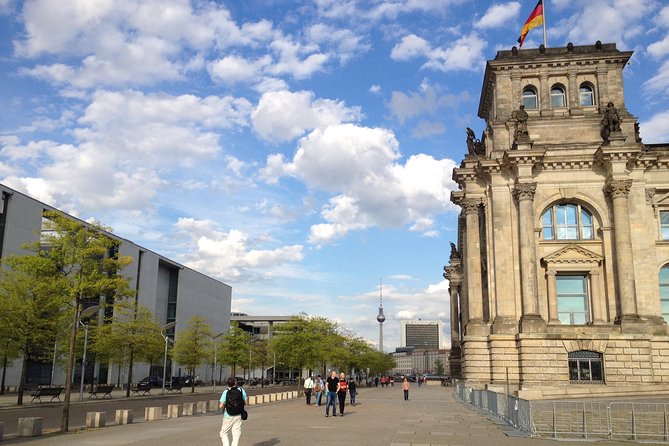 Private Taxi Tour Through Berlin East and West and Neighborhood Approx. 3-4 Hours - Accessibility Features