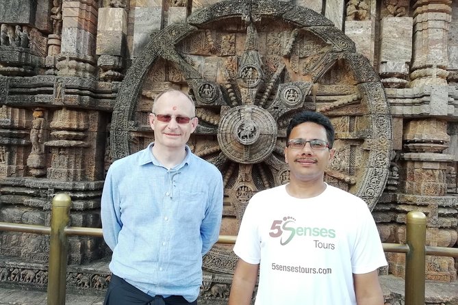 Puri Jagannath, Konark Sun Temple, Pattachitra Art in Best of Odisha in 2 Days - Puri Jagannath Temple