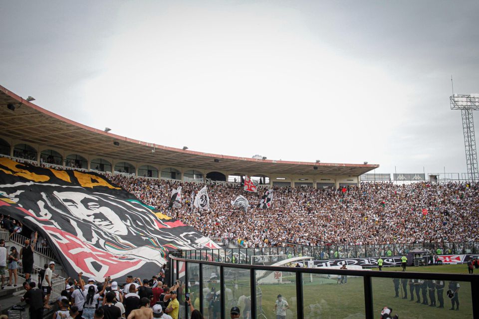 Rio De Janeiro: Vasco Da Gama Matchday Experience With Local - Transportation Recommendations