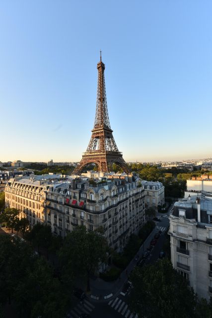 Romantic Eiffel Proposal on Enchanted Private Terrace - Elegant Terrace Decor