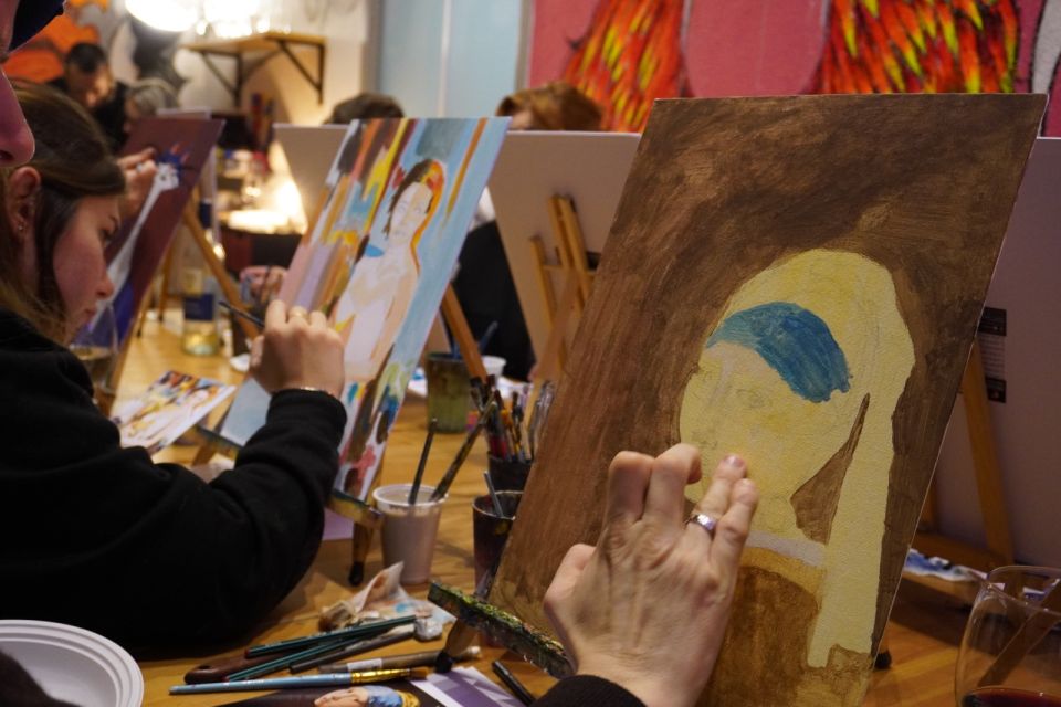 Rome: Afternoon Paint and Sip Experience - Booking Made Easy