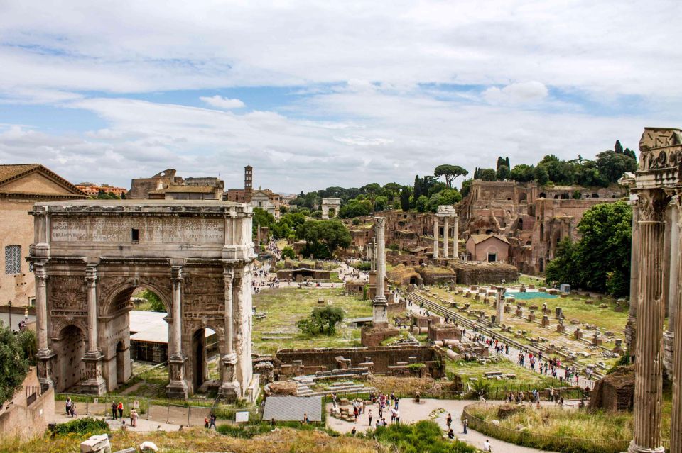 Rome: Colosseum, Roman Forum and Palatine Hill Guided Tour - Inclusions and Exclusions