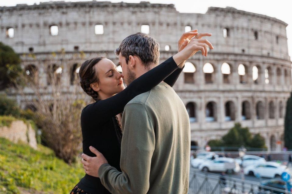 Rome: Romantic Couple Photoshoot Experience at the Colosseum - Stunning Photoshoot Locations