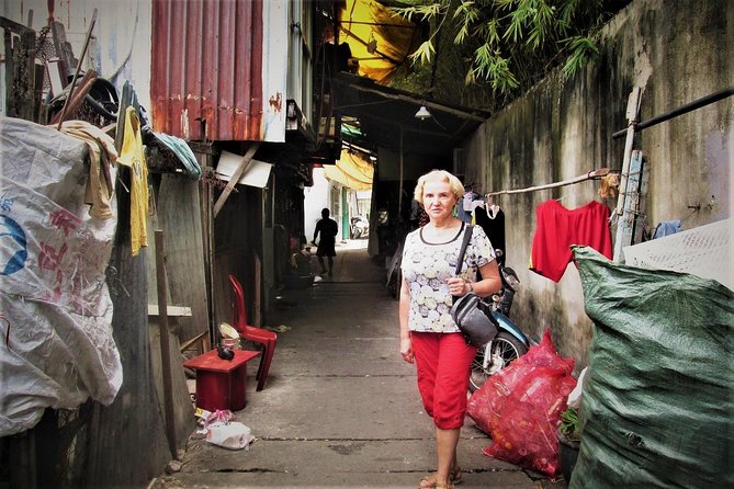 Saigon Tour Slum Tour, Chillspots Tour by Scooter | Female Driver - Booking Process and Policies