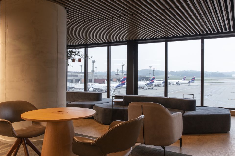 Sao Paulo (GRU) Airport: Plaza Premium Lounge Entry - Lounge Features