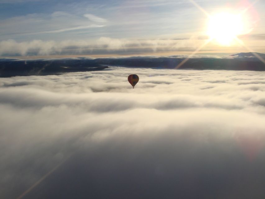 Segovia: Private Balloon Ride for 2 With Cava and Breakfast - Flight Details